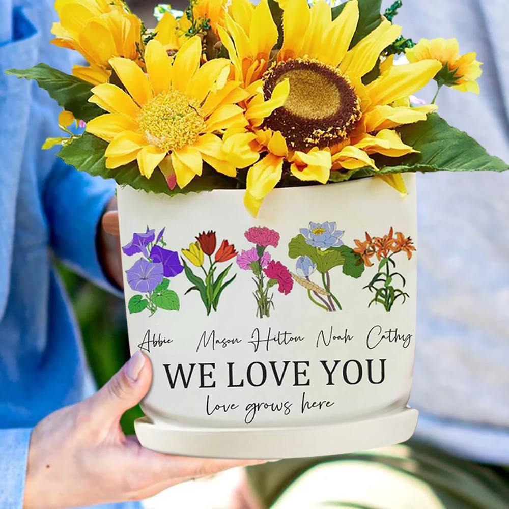 Personalized Grandma's Garden Outdoor Flower Pot With Grandkids Name and Birth Flower For Mother's Day