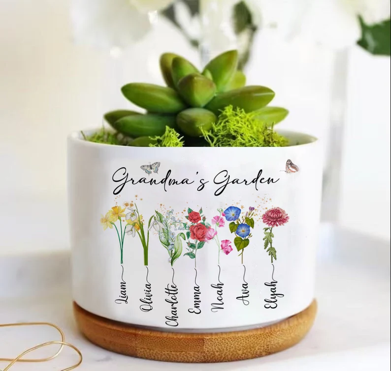 Personalized Grandma's Garden Birth Month Flower Pot Gift Ideas For Grandma Mother's Day